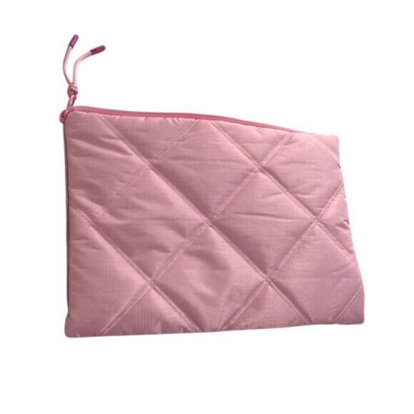 ATELJÉ Puffy Recycled Lemonade Laptop Sleeve - Picture 6 of 9